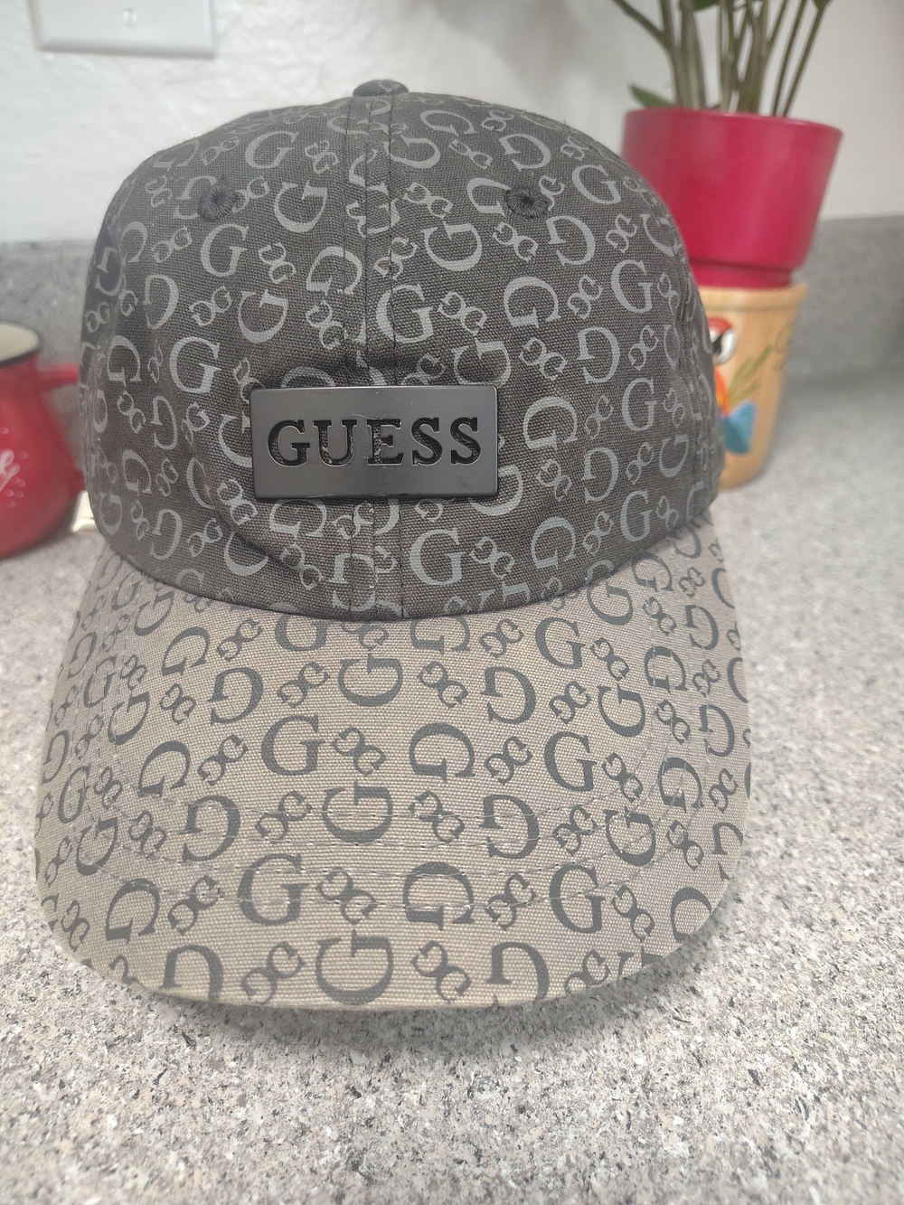GUESS Men's Gray Logo Print Baseball Cap